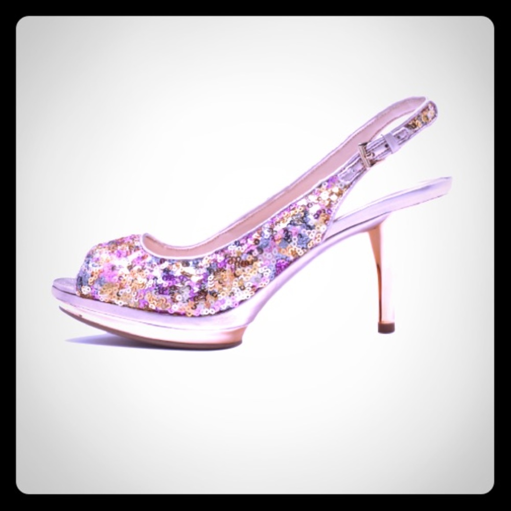 GUC Nine West Sharina Peep Toe Natural Heels Sz 8